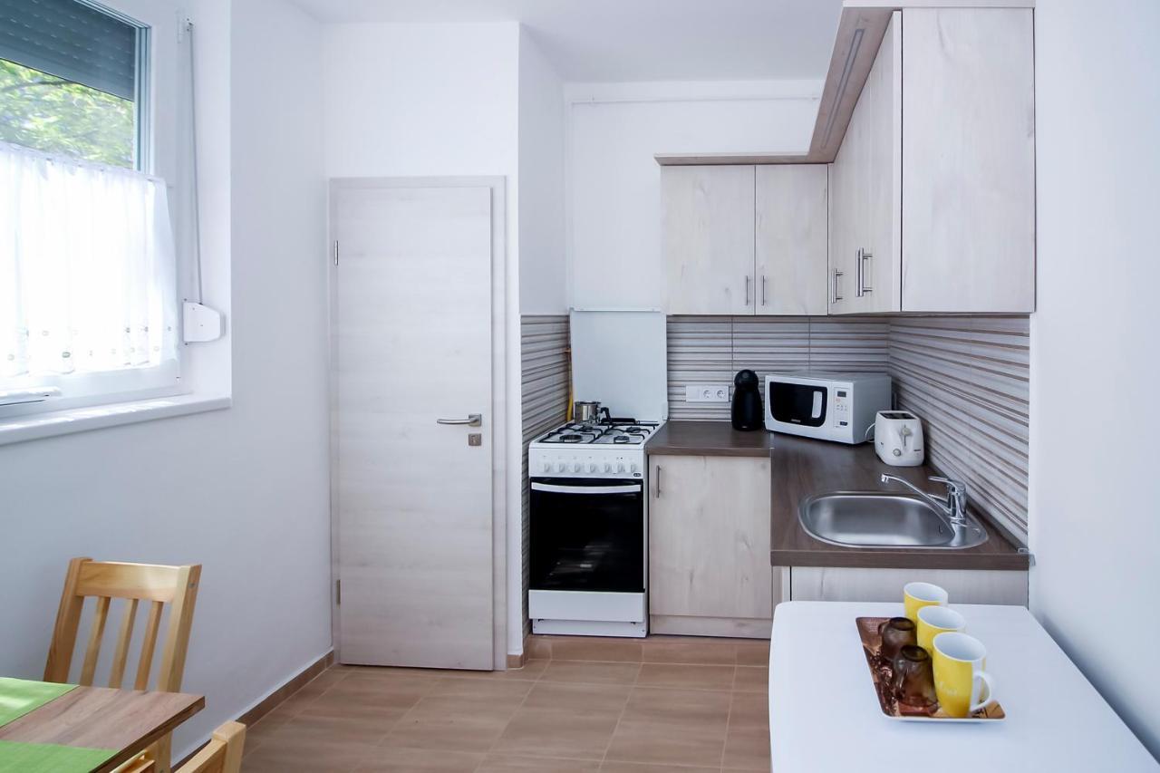 Helios Apartman Szeged Apartment ภายนอก รูปภาพ