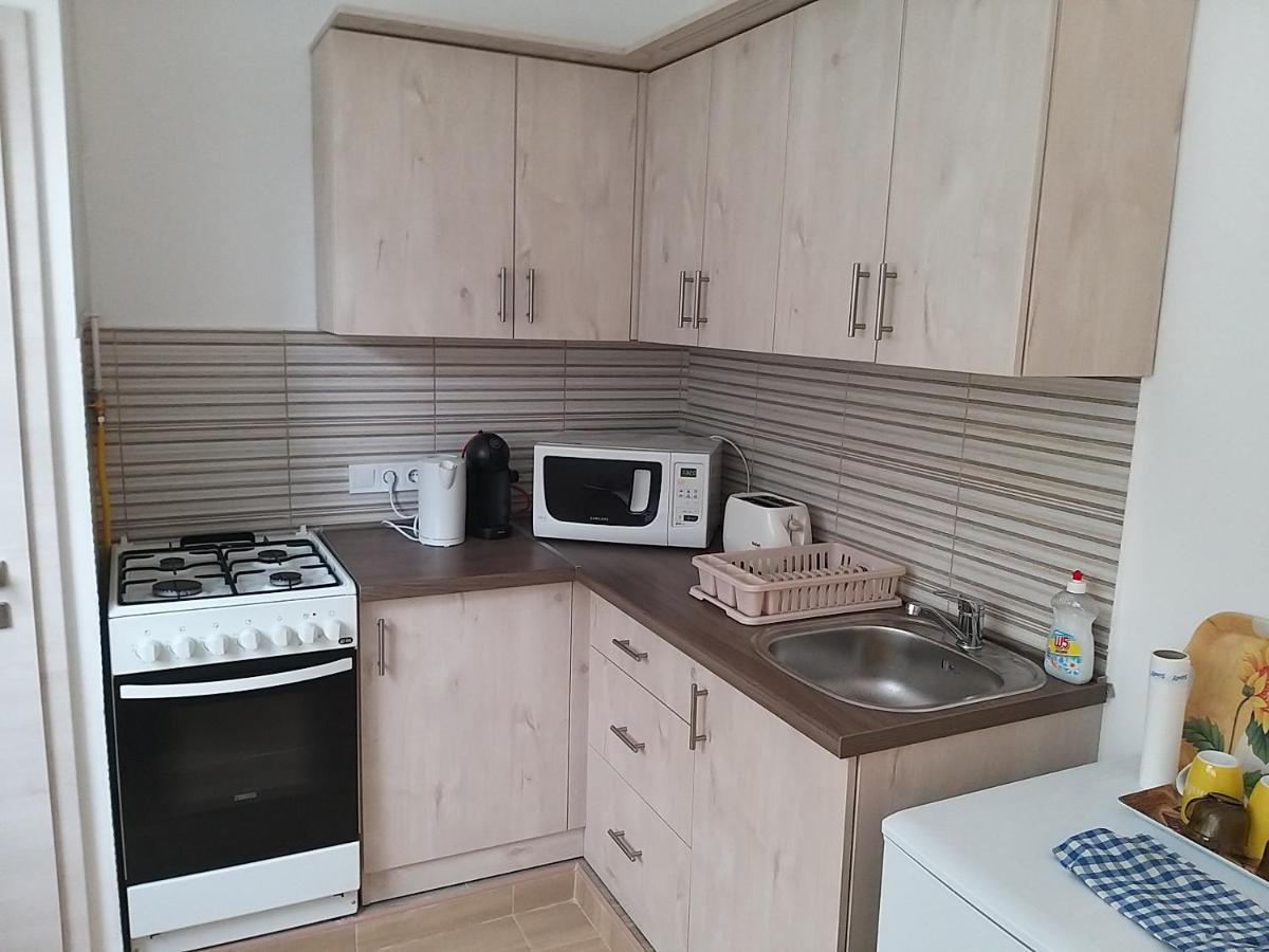 Helios Apartman Szeged Apartment ภายนอก รูปภาพ